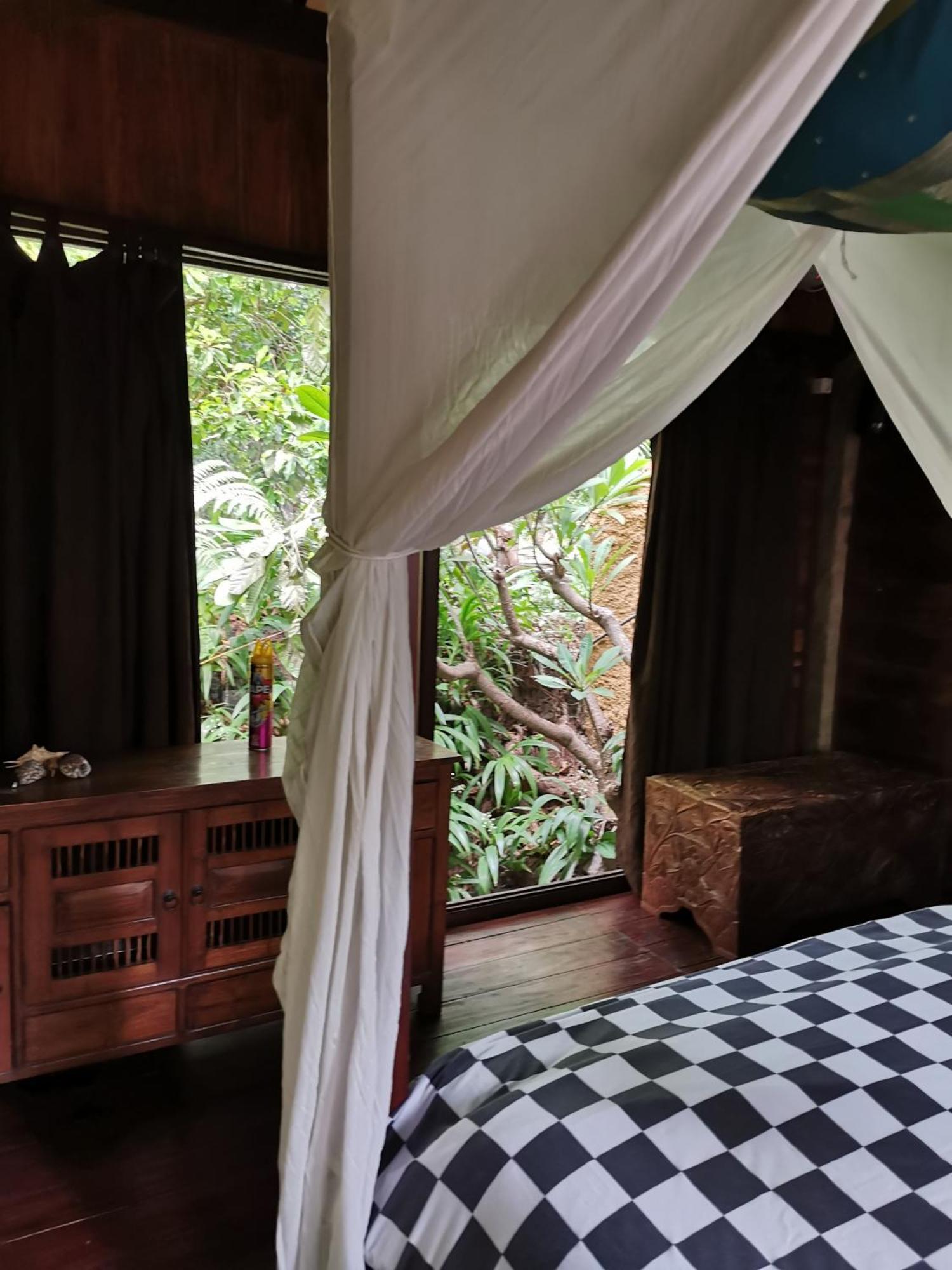 Les Garden Villa Tejakula Bagian luar foto