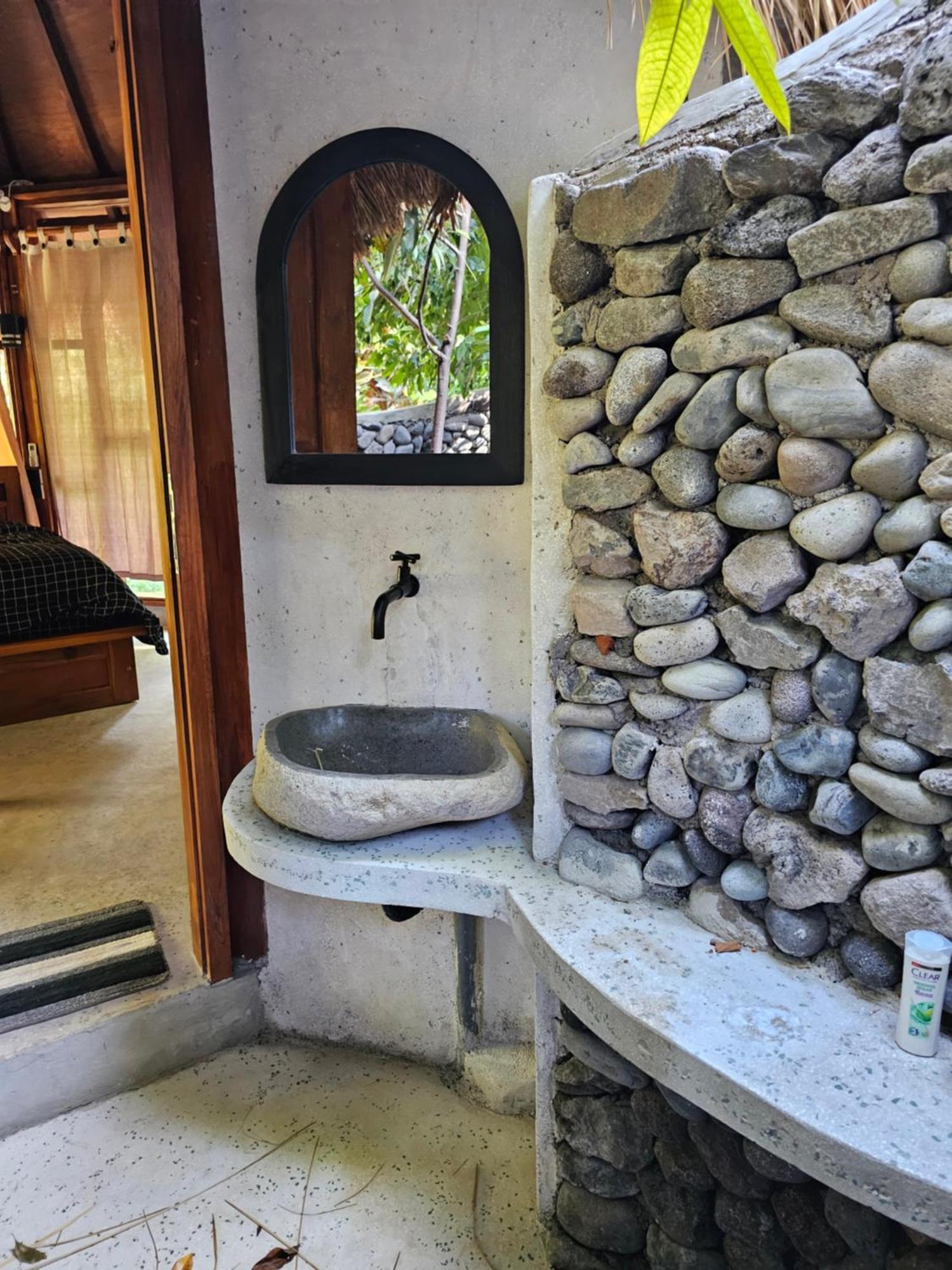 Les Garden Villa Tejakula Bagian luar foto