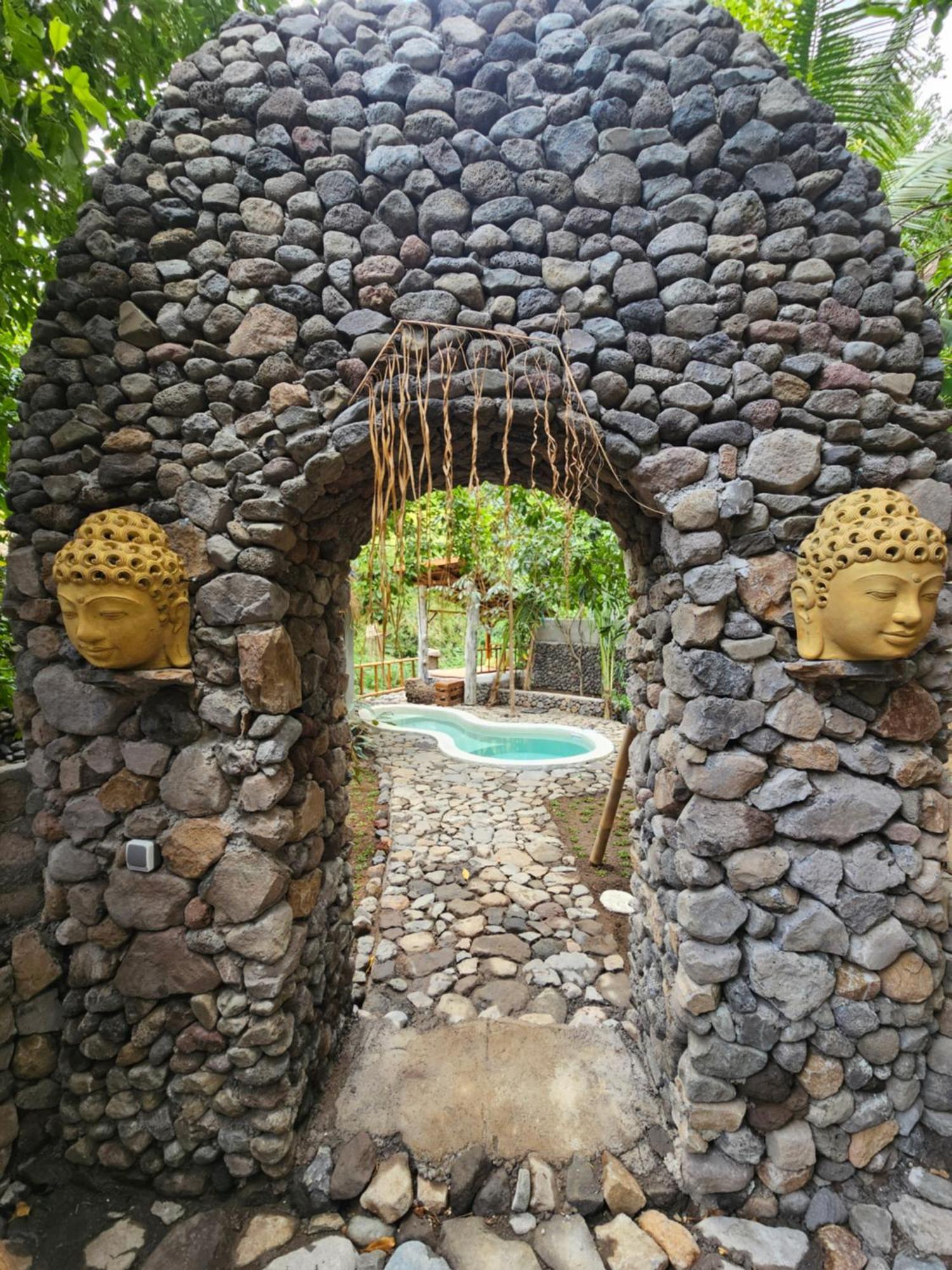 Les Garden Villa Tejakula Bagian luar foto